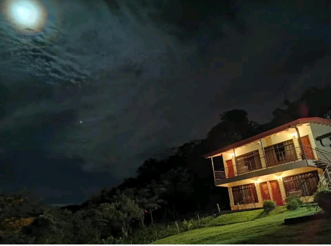 Monteluna Studios Monteverde Exterior photo